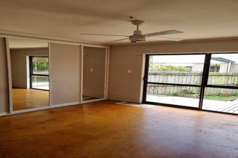 Photo of property in 42 Barnhill Crescent, Pahurehure, Papakura, 2113