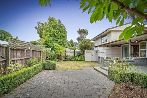 Photo of property in 101a Yaldhurst Road, Sockburn, Christchurch, 8042