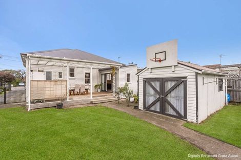 Photo of property in 12 Koromiko Road, Gonville, Whanganui, 4501