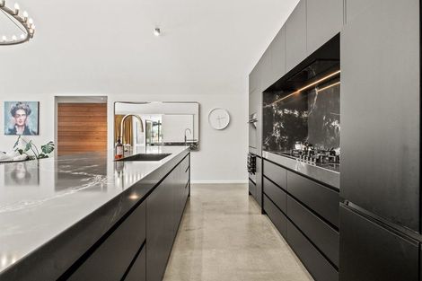 Photo of property in 1 Larkins Way, Arthurs Point, Queenstown, 9371