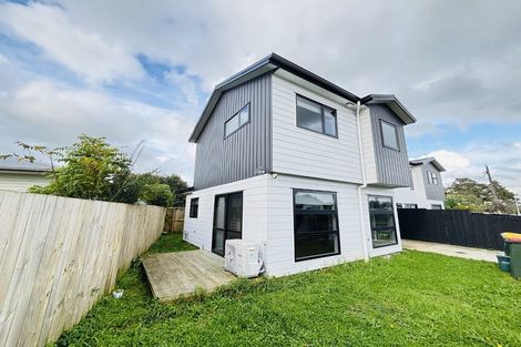 Photo of property in 1/2 Smiths Avenue, Papakura, 2110
