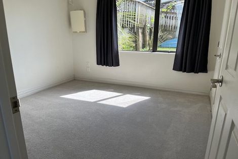 Photo of property in 35 Ballymore Drive, Pinehill, Auckland, 0632