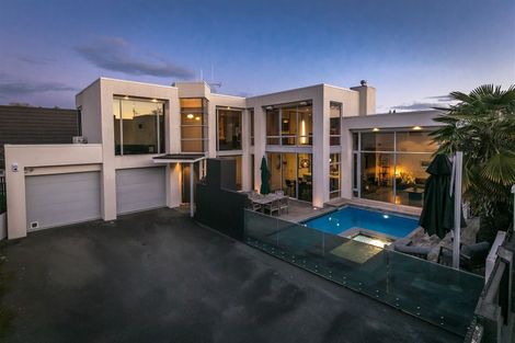 Photo of property in 169a Lake Crescent, Hamilton Lake, Hamilton, 3204