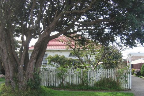 Photo of property in 6 Gadsby Street, Avalon, Lower Hutt, 5011