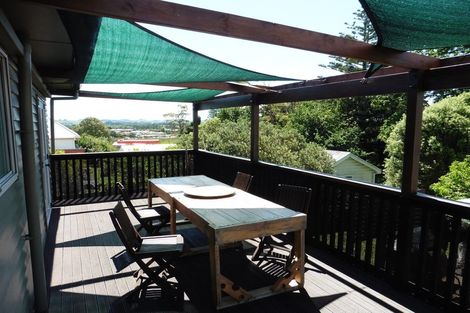 Photo of property in 14 Rimu Street, Helensville, 0800