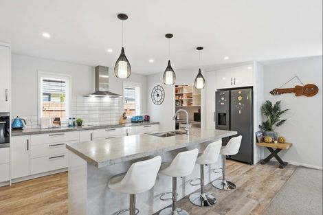 Photo of property in 37 Pharazyn Street, Feilding, 4702