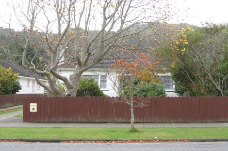 Photo of property in 67 Glen Road, Stokes Valley, Lower Hutt, 5019
