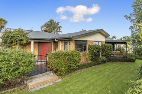 Photo of property in 2 Astor Place, Welcome Bay, Tauranga, 3112