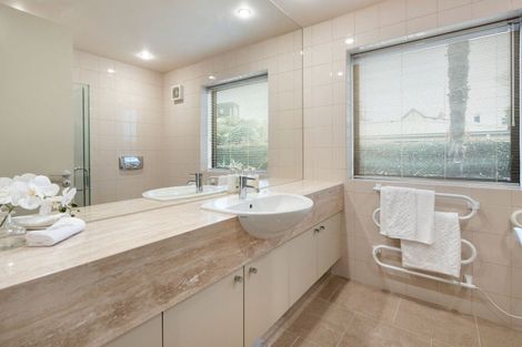 Photo of property in 29 Saint Andrews Terrace, St Andrews, Hamilton, 3200