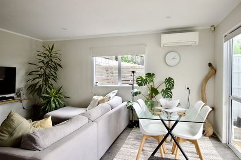 Photo of property in 6 Wiriana Place, Stanmore Bay, Whangaparaoa, 0932