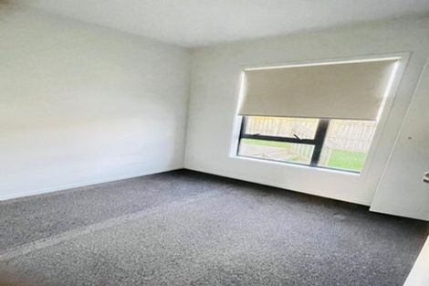 Photo of property in 20 Gambare Place, Wattle Downs, Auckland, 2103