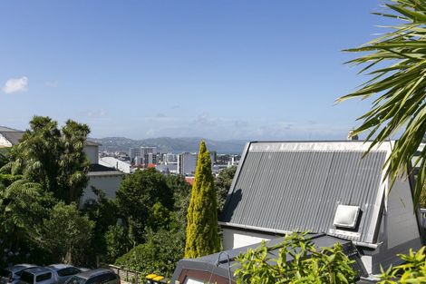 Photo of property in Sherwood Mews, 28j Bidwill Street, Mount Cook, Wellington, 6021