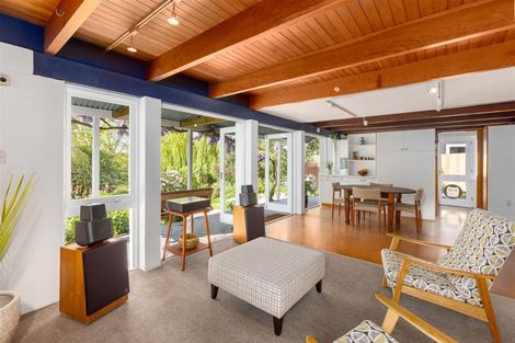 Photo of property in 84c Avonhead Road, Avonhead, Christchurch, 8042