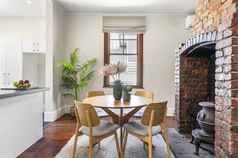 Photo of property in 17 Waikowhai Street, Ngaio, Wellington, 6035