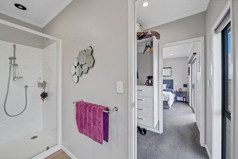 Photo of property in 8 Reremoana Close, Hawera, 4610