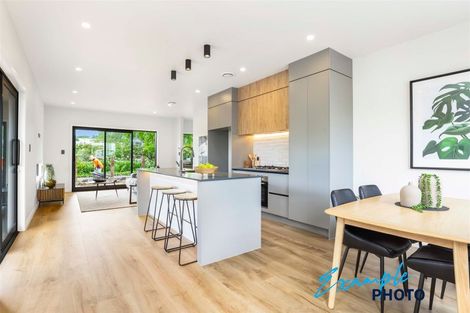 Photo of property in 4/64 Banbury Crescent, Fairfield, Hamilton, 3214