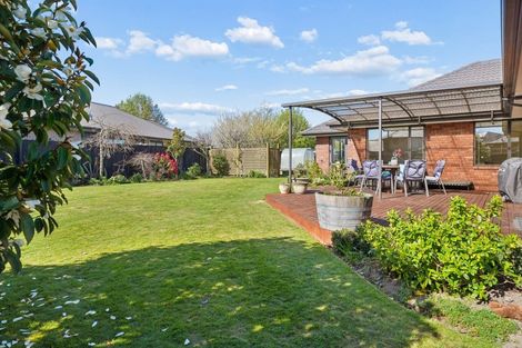 Photo of property in 10 Hawthorn Mews, Rangiora, 7400