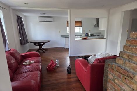 Photo of property in 26 Blease Street, New Lynn, Auckland, 0600