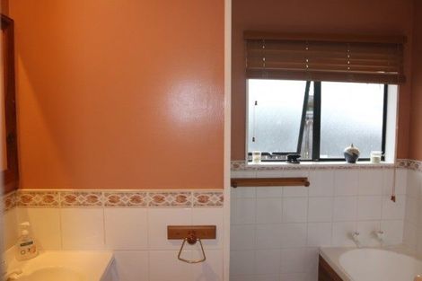 Photo of property in 163 James Line, Kelvin Grove, Palmerston North, 4414