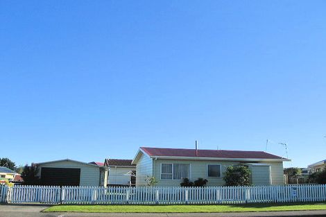 Photo of property in 85b Arawhata Road, Paraparaumu, 5032