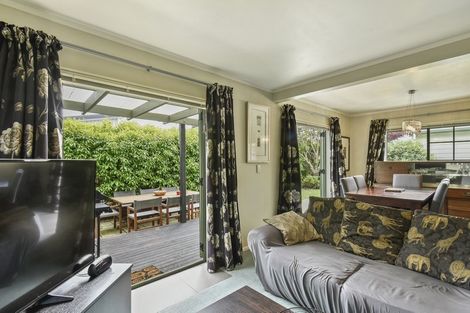 Photo of property in 5a Beresford Street, Pukekohe, 2120