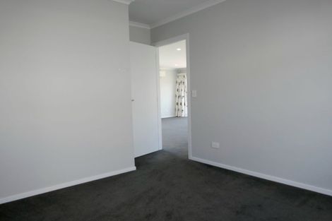 Photo of property in 8 Rotoiti Place, Paraparaumu, 5032