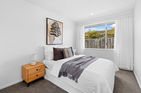 Photo of property in 17c Division Street, Riccarton, Christchurch, 8041