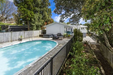 Photo of property in 15 Moore Street, Hillcrest, Auckland, 0627