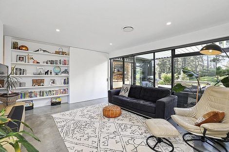 Photo of property in 68 Parrs Road, Hurworth, New Plymouth, 4371