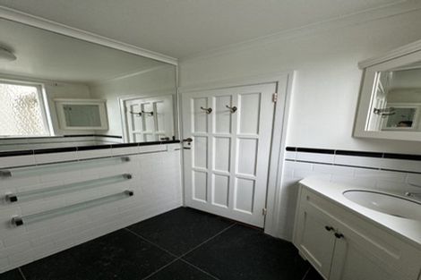 Photo of property in 5/30 Saint Georges Bay Road, Parnell, Auckland, 1052