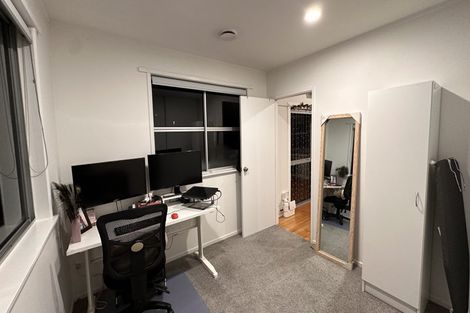 Photo of property in 2/111 Eskdale Road, Birkdale, Auckland, 0626