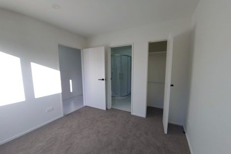 Photo of property in 2b Taratoa Street, Point England, Auckland, 1072