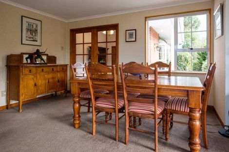 Photo of property in 2 Ettrick Street, Glenross, Dunedin, 9011