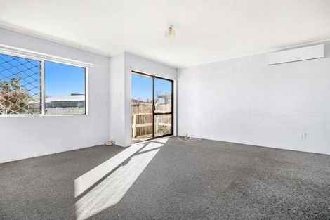 Photo of property in 3/114 Finlayson Avenue, Clendon Park, Auckland, 2103