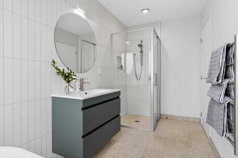 Photo of property in 2 Arohaina Avenue, Karaka, 2124