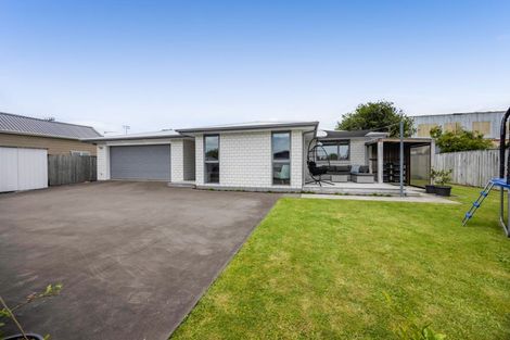 Photo of property in 1a Carrington Street, Inglewood, 4330