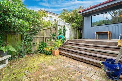 Photo of property in 31 Currie Street, Port Chalmers, 9023