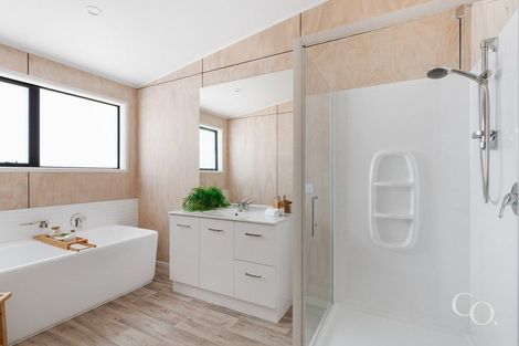 Photo of property in 79 Kaitemako Road, Welcome Bay, Tauranga, 3112