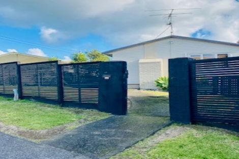 Photo of property in 14 Lanigan Street, Birkdale, Auckland, 0626