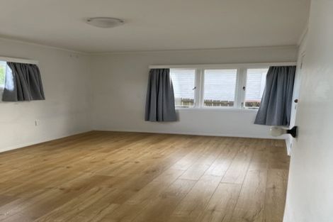 Photo of property in 62 College Road, Northcote, Auckland, 0627