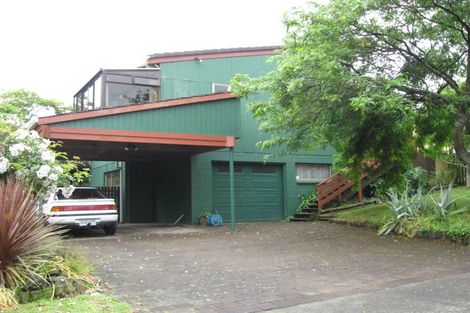 Photo of property in 62 Ridgemount Rise, Mangere Bridge, Auckland, 2022