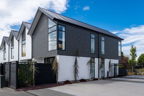 Photo of property in 1/8 New Brighton Road, Shirley, Christchurch, 8061