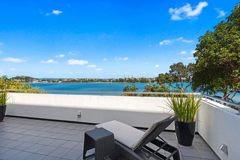 Photo of property in 25 Norwood Road, Bayswater, Auckland, 0622