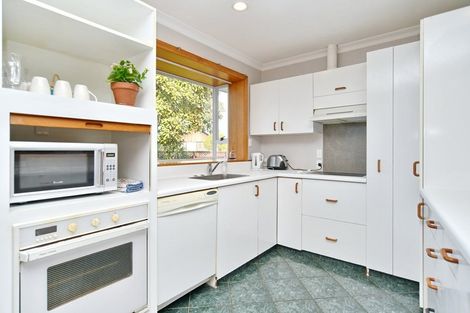 Photo of property in 6 Fairmont Place, Hornby, Christchurch, 8042