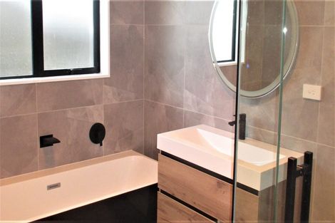 Photo of property in 11 Waireka Road, Rototuna North, Hamilton, 3210