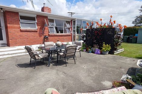 Photo of property in 1 Kennedy Crescent, Waimate, 7924