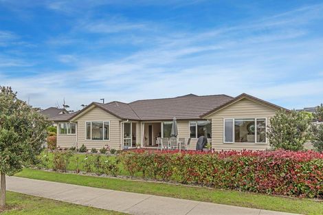 Photo of property in 2 Harris Drive, Silverdale, 0932