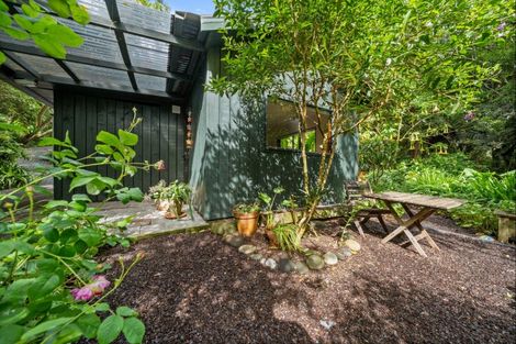 Photo of property in 11 Kereru Place, Upper Vogeltown, New Plymouth, 4310