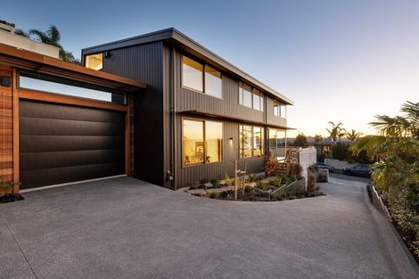 Photo of property in 8a Awarua Crescent, Orakei, Auckland, 1071