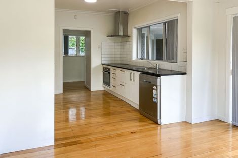 Photo of property in 2/1280 New North Road, Avondale, Auckland, 1026